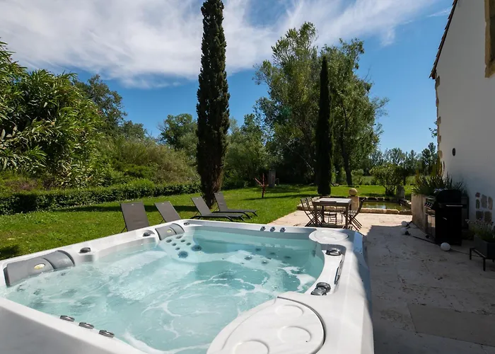 Villa Mas Des Eaux Claires Arles Camargue